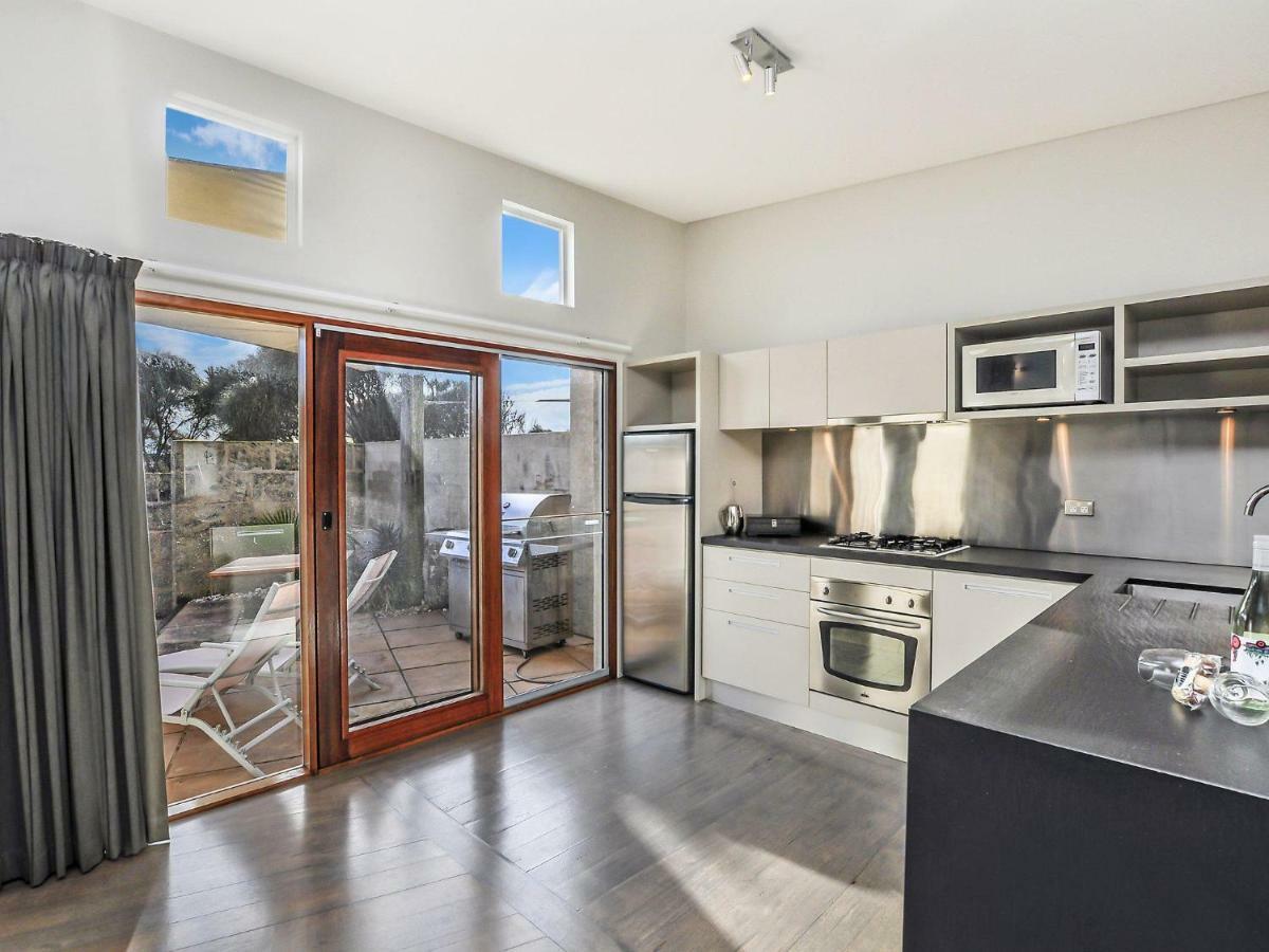 Hearn'S Beachside Villa 4 Port Fairy Exterior foto